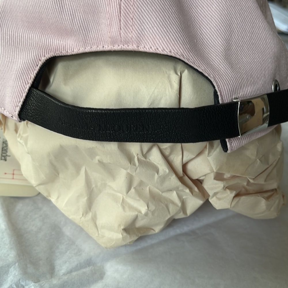 Alexander McQueen embroidered baseball cap pink size large brand new - Picture 4 of 6